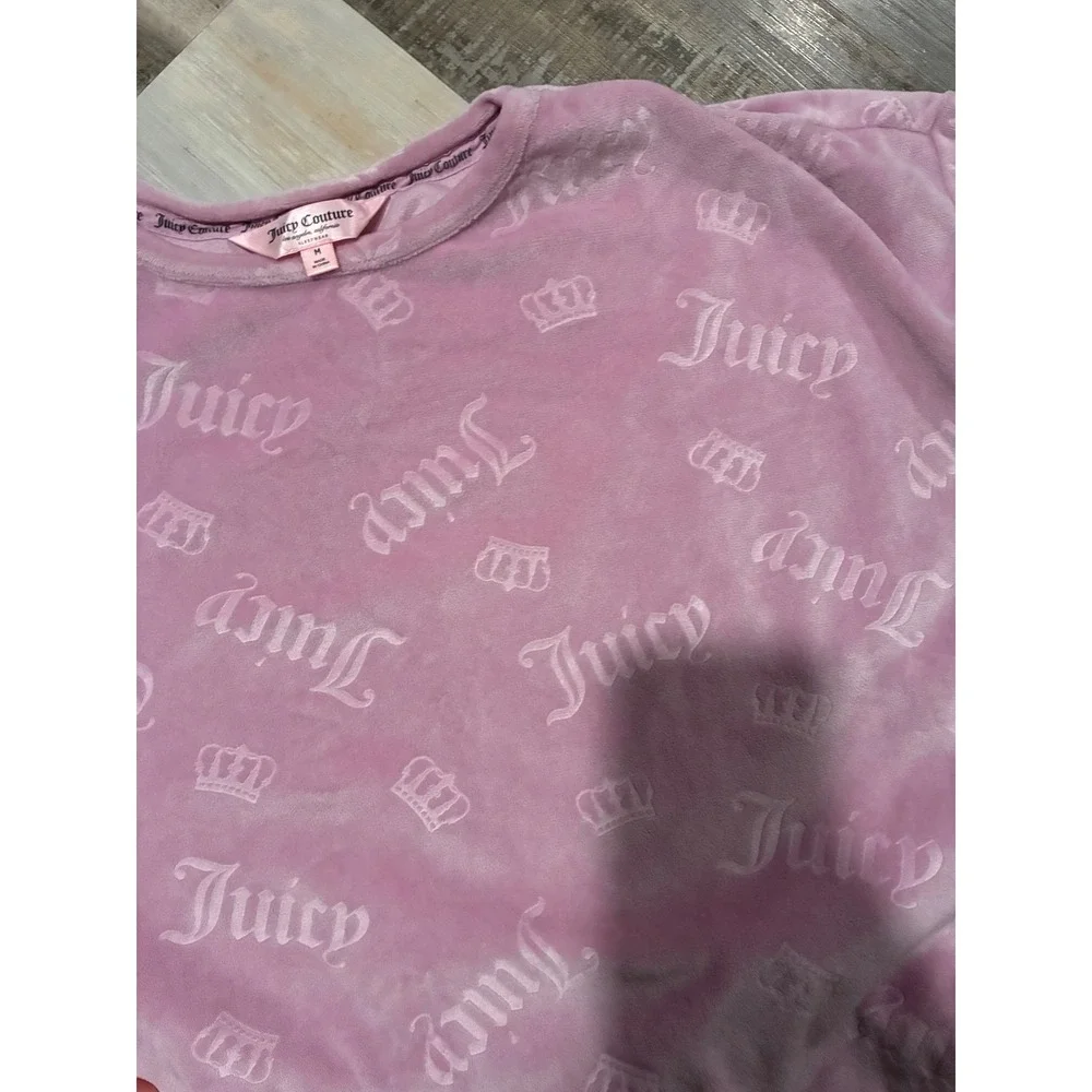 Juicy Couture Pink Velour Pajama Set Short Sleeve Top and Shorts Logo Print M